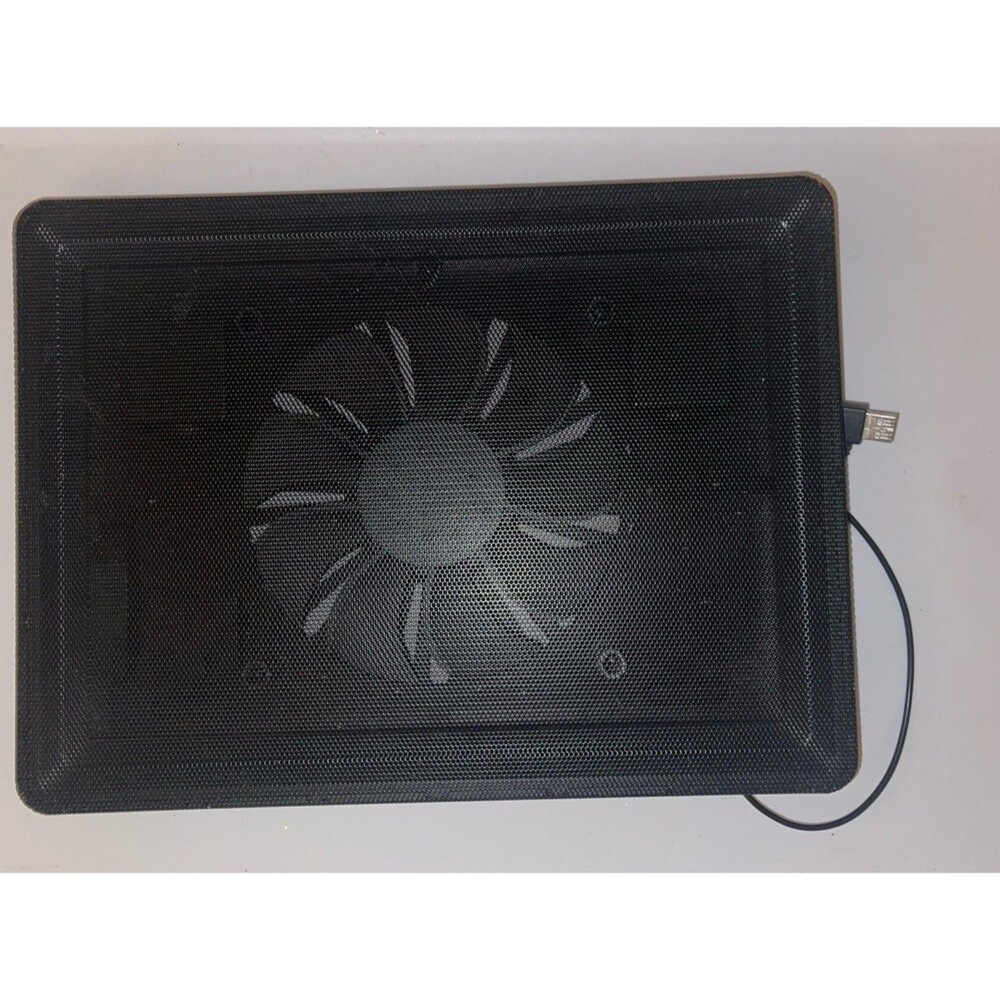 INSIGNIA LAPTOP COOLING MATTE (BLACK) - NS-MCMN1-C *Tested*